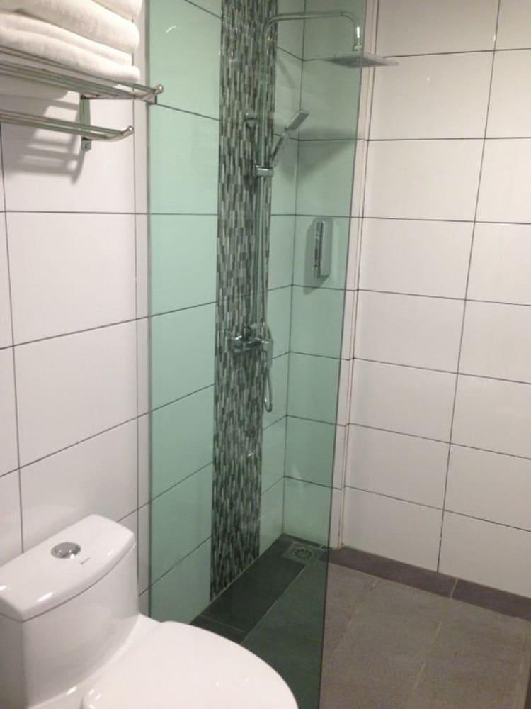 Nagoya Inn Hotel Kuah Eksteriør billede