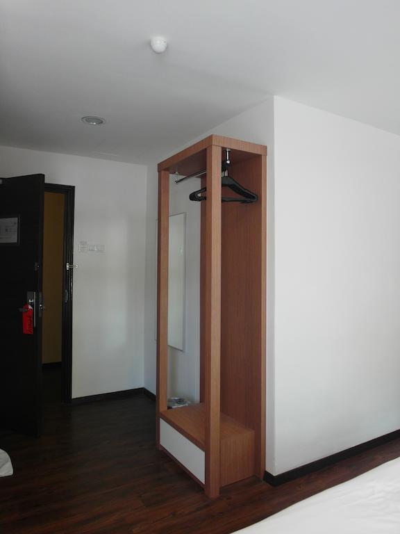 Nagoya Inn Hotel Kuah Værelse billede