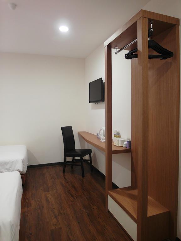 Nagoya Inn Hotel Kuah Værelse billede