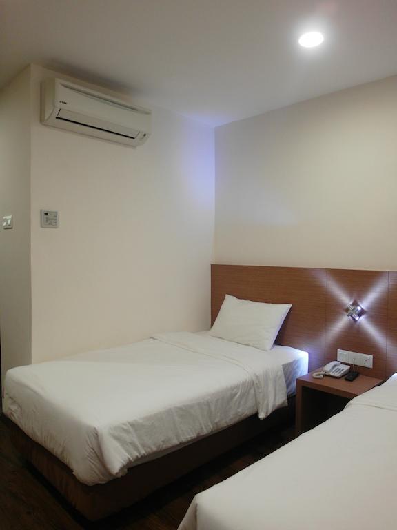 Nagoya Inn Hotel Kuah Værelse billede